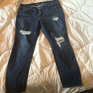 Never worn Old Navy S12P